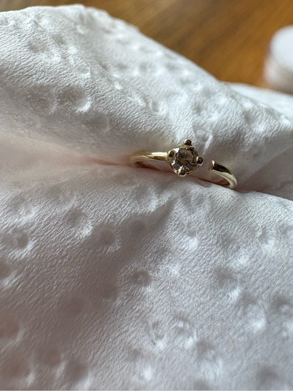 BVLA yellow gold bezel topaz Seam Ring Earring